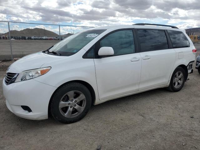 2012 TOYOTA SIENNA LE 2012 image