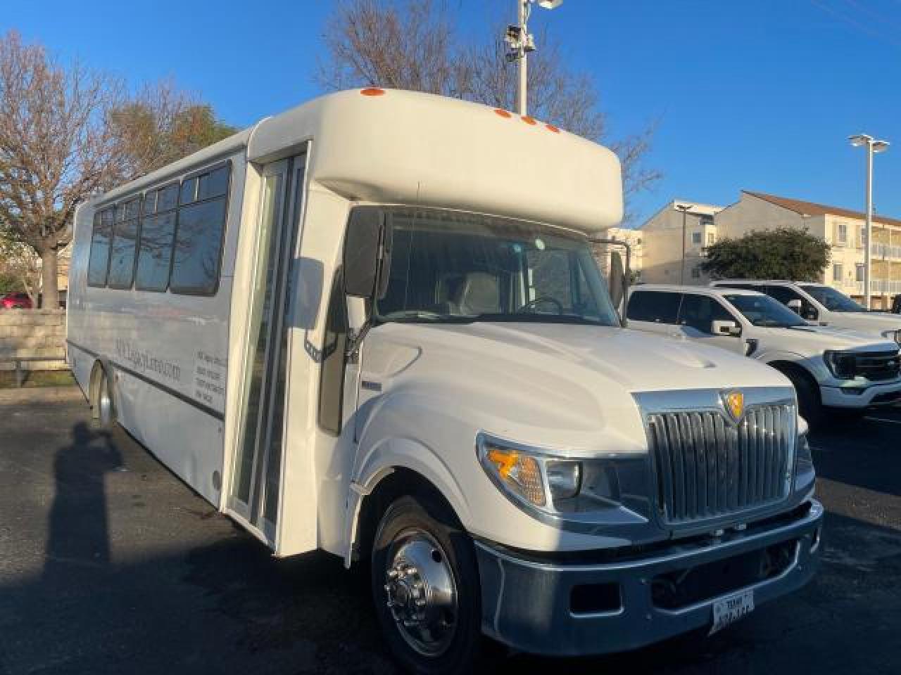 2013 IC CORPORATION 3000 AC 2013 image