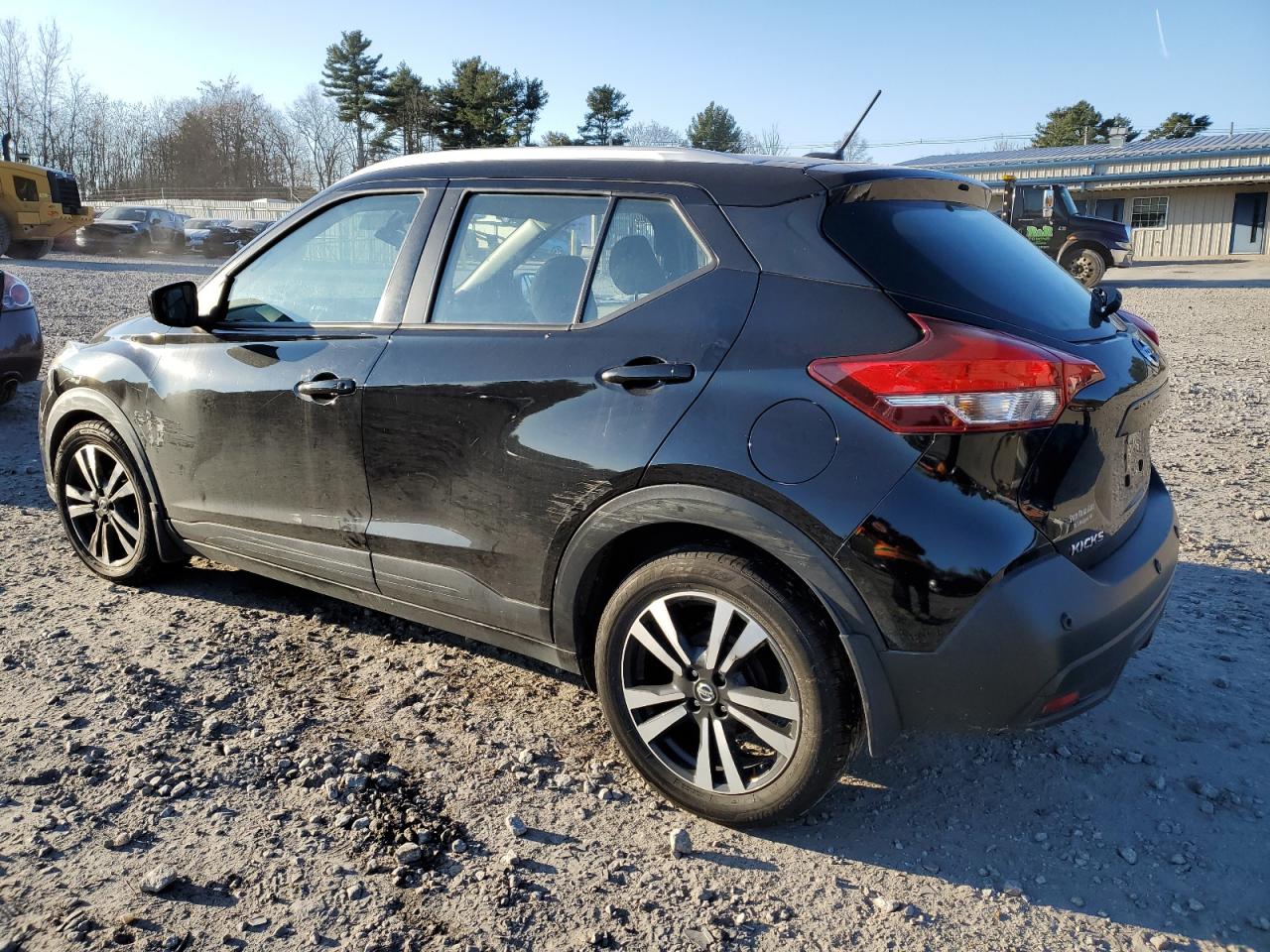 Изображение 2 2020 NISSAN KICKS SV 2020 с VIN 3N1CP5CV9LL547422