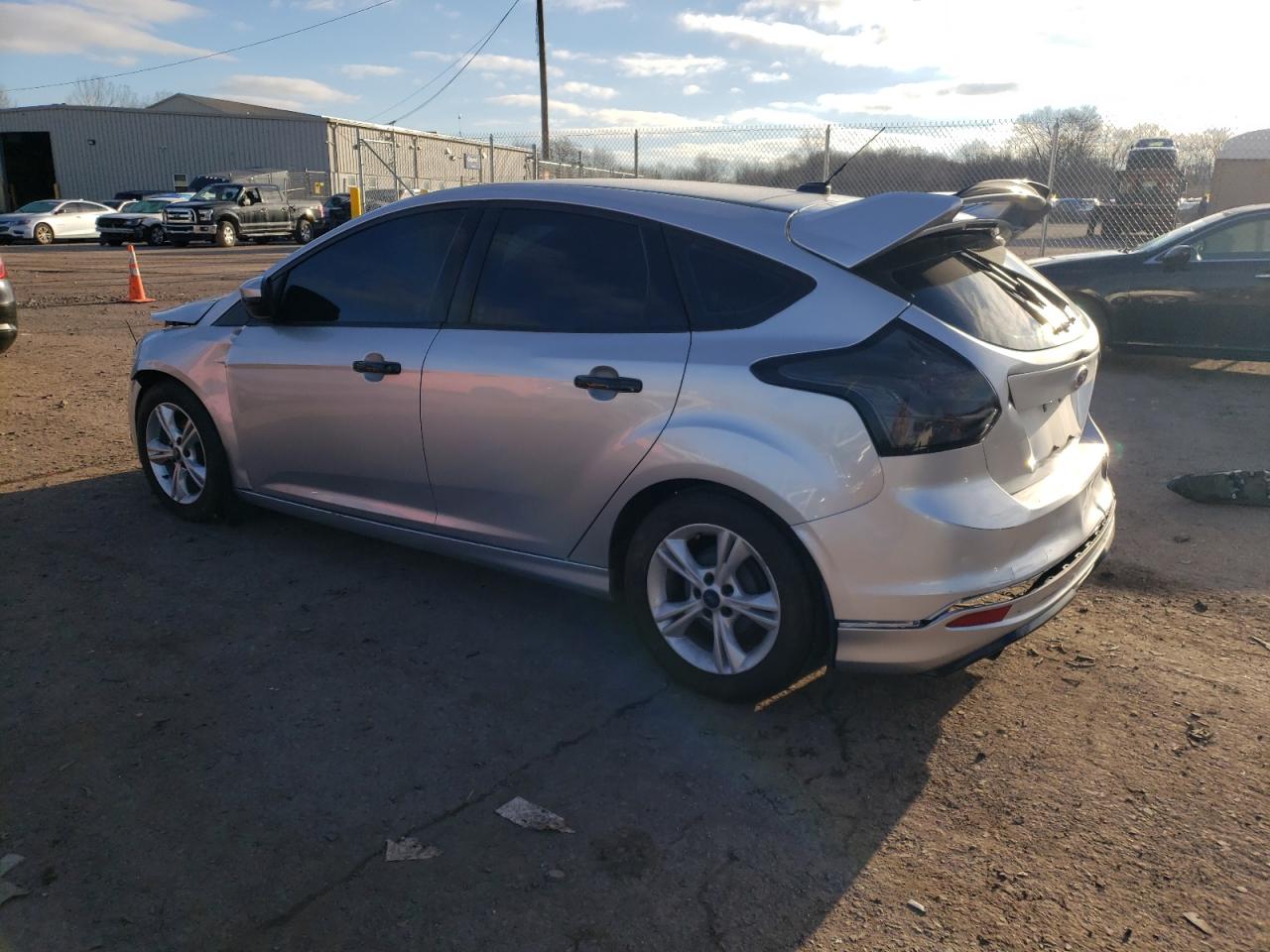 Obraz 2 z 2014 FORD FOCUS SE 2014 z VIN 1FADP3K26EL189505