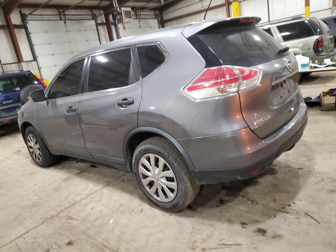 Image 2 of 2016 NISSAN ROGUE S 2016 with VIN KNMAT2MVXGP721389