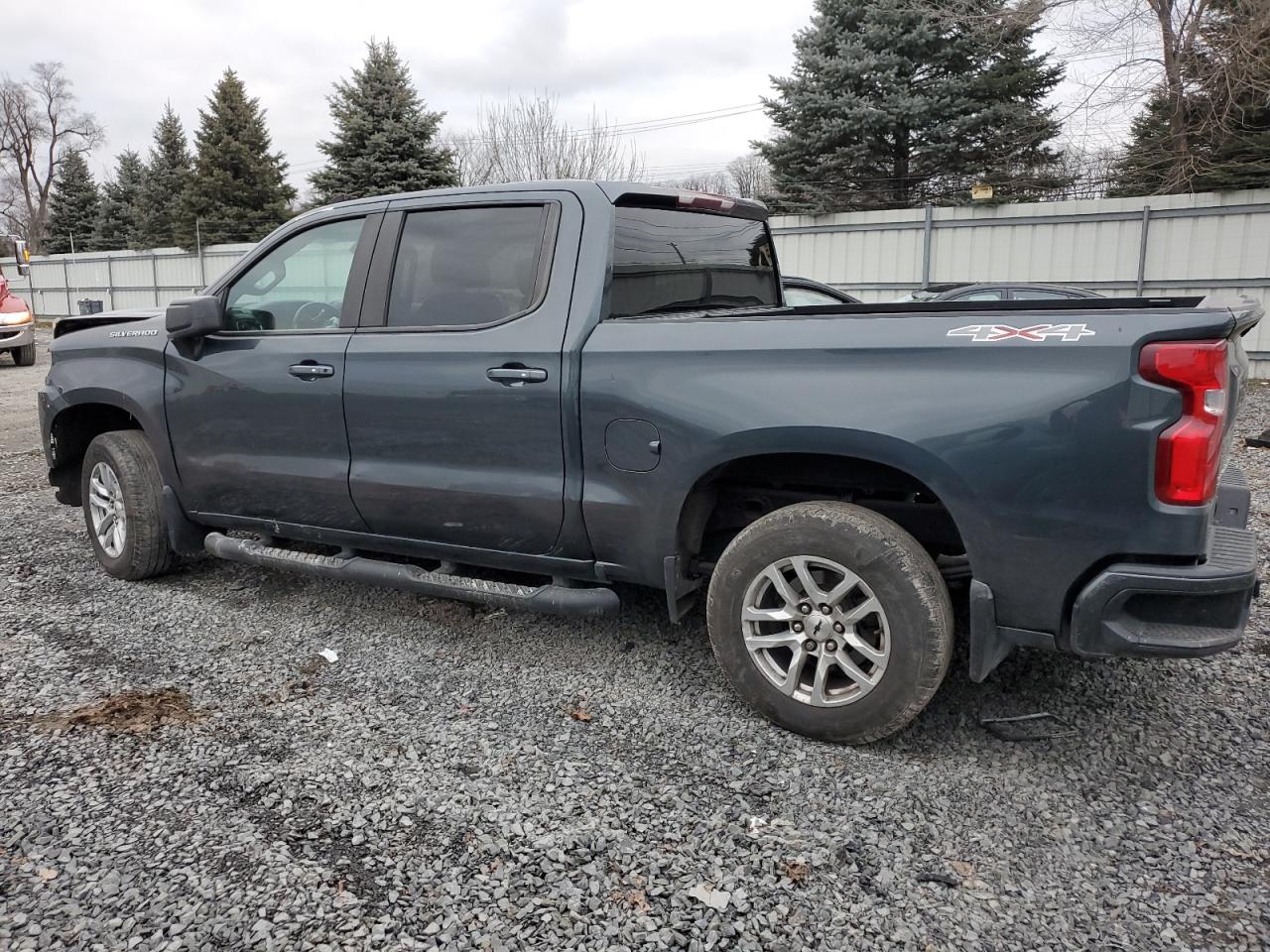 Изображение 2 2019 CHEVROLET SILVERADO K1500 RST 2019 с VIN 1GCUYEED8KZ140282