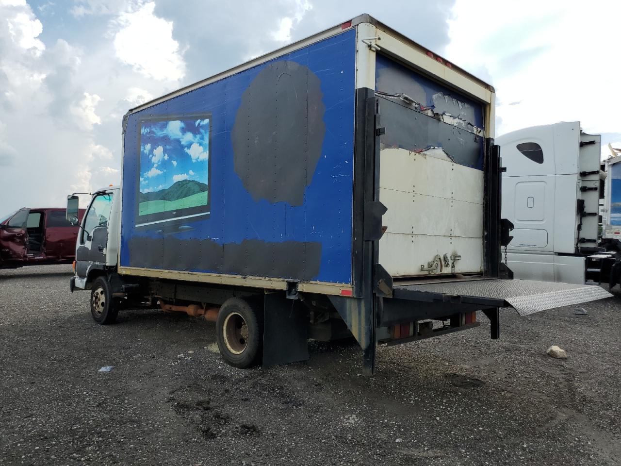Image 2 of 2005 ISUZU NPR  2005 with VIN 4KLB4B1U25J803453