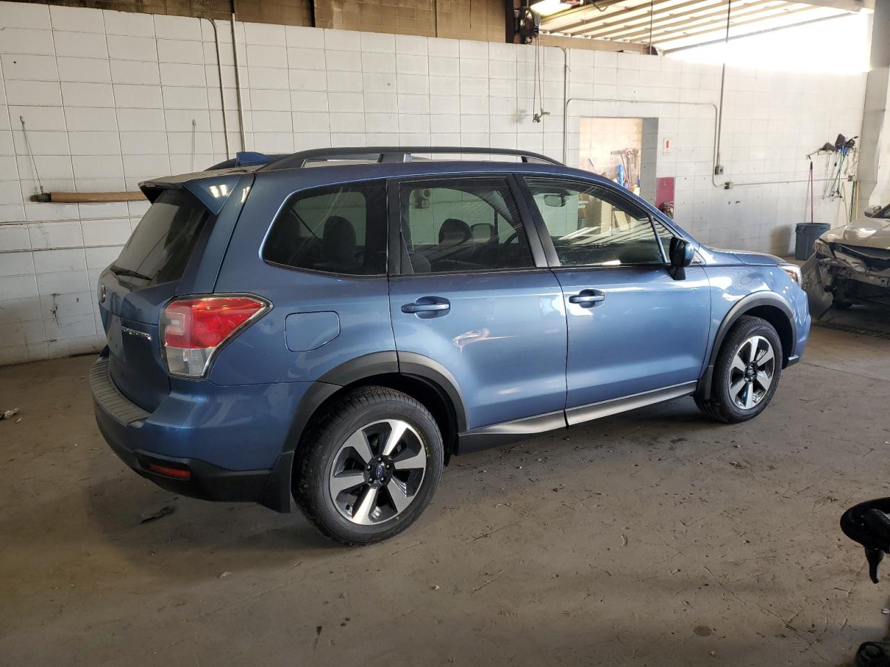 Изображение 3 2018 SUBARU FORESTER 2.5I PREMIUM 2018 с VIN JF2SJAGC6JH600831