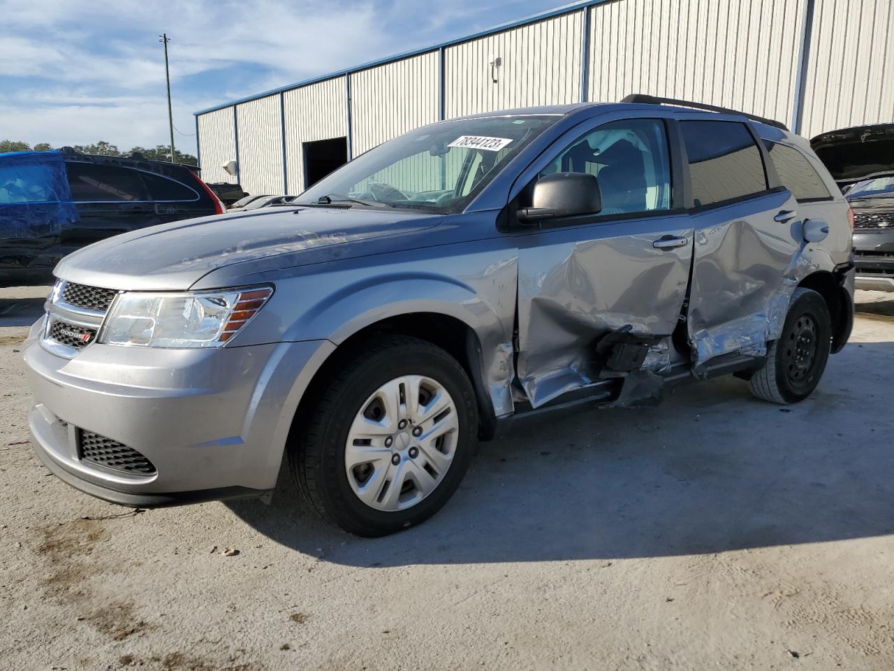 Obraz 1 z 2018 DODGE JOURNEY SE 2018 z VIN 3C4PDCAB4JT217849