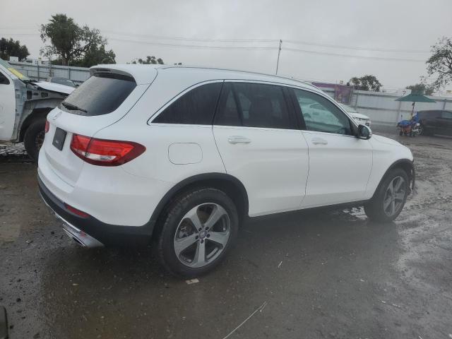 Image 3 of 2016 MERCEDES-BENZ GLC 300 2016 with VIN WDC0G4JB1GF063628