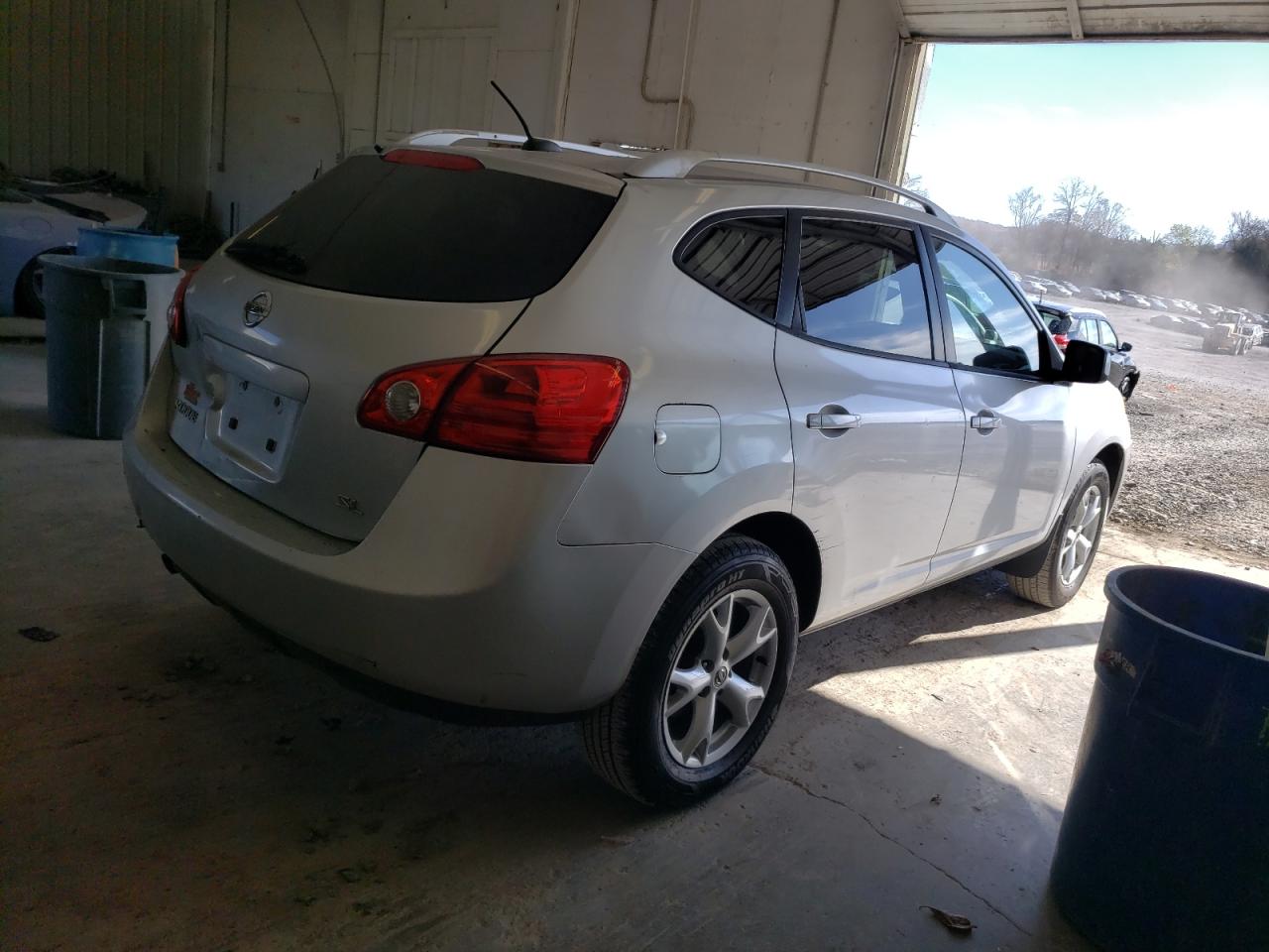Image 3 of Nissan Rogue S 2008 with VIN JN8AS58T88W011335
