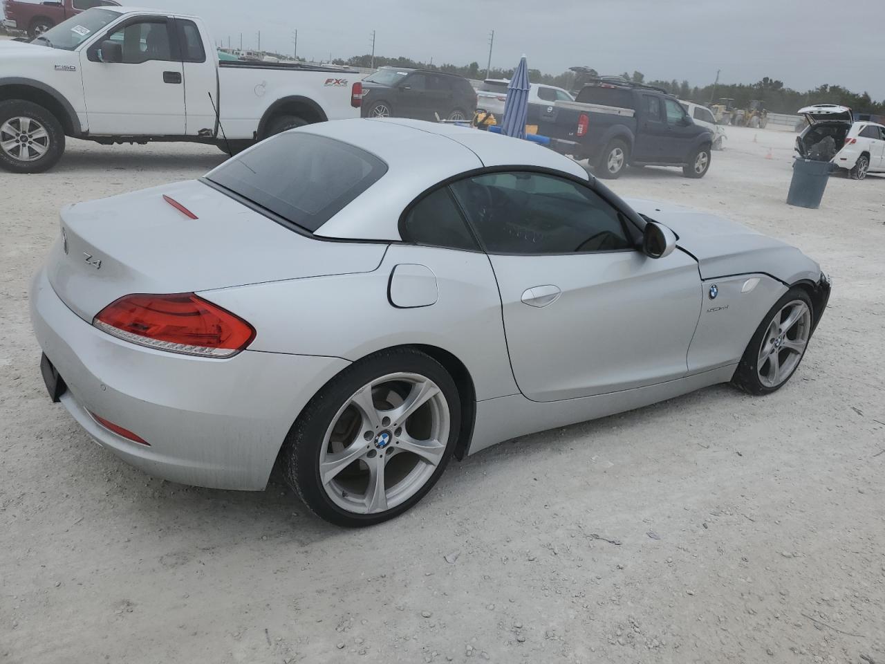 Image 3 of 2011 BMW Z4 SDRIVE30I 2011 with VIN WBALM5C5XBE379100