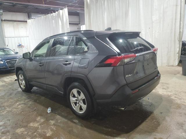 Image 2 of 2019 TOYOTA RAV4 XLE 2019 with VIN JTMP1RFV6KD505653