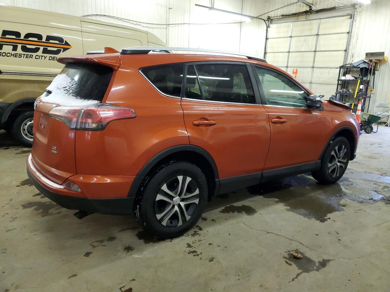Image 3 of 2016 TOYOTA RAV4 LE 2016 with VIN 2T3BFREVXGW413310