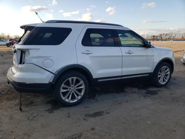 Image 3 of 2019 FORD EXPLORER XLT 2019 with VIN 1FM5K8D8XKGA02584