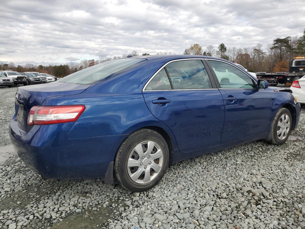 Obraz 3 z 2011 TOYOTA CAMRY BASE 2011 z VIN 4T1BF3EK8BU691420