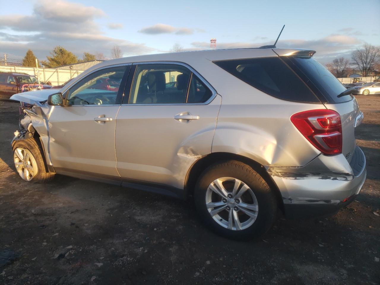 Изображение 2 2017 CHEVROLET EQUINOX LS 2017 с VIN 2GNALBEK4H6111291