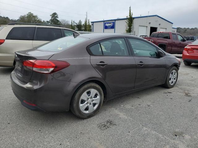 Image 3 of 2017 KIA FORTE LX 2017 with VIN 3KPFK4A75HE156500