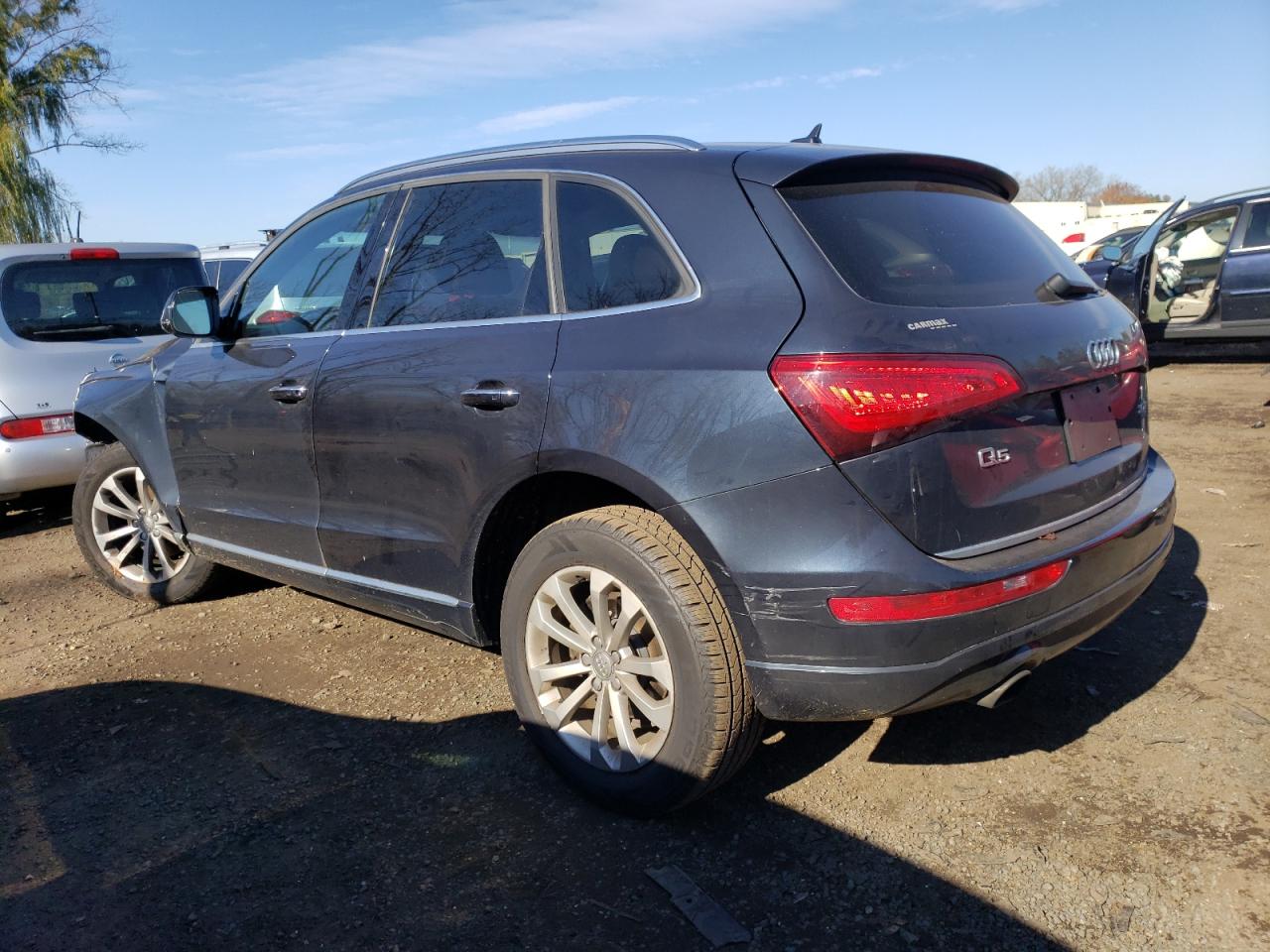Image 2 of 2015 AUDI Q5 PREMIUM 2015 with VIN WA1CFAFP2FA117615
