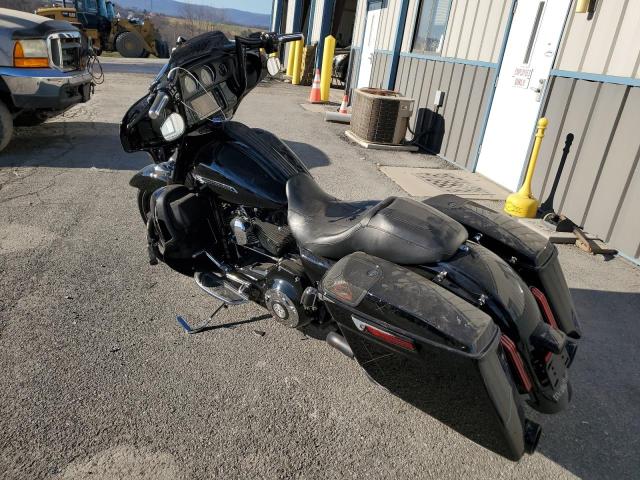 Obraz 3 z 2016 HARLEY-DAVIDSON FLHXSE CVO STREET GLIDE 2016 z VIN 1HD1PXN15GB960745