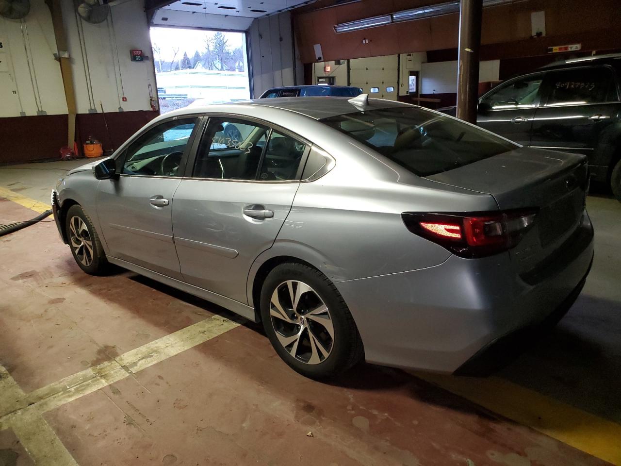 Obraz 2 z 2020 SUBARU LEGACY PREMIUM 2020 z VIN 4S3BWAC64L3006352