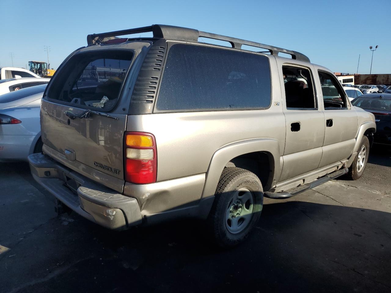 Obraz 3 z 2002 CHEVROLET SUBURBAN K1500 2002 z VIN 3GNFK16T72G225243