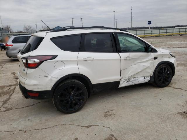 Image 3 of 2017 FORD ESCAPE SE 2017 with VIN 1FMCU9GD2HUA91397