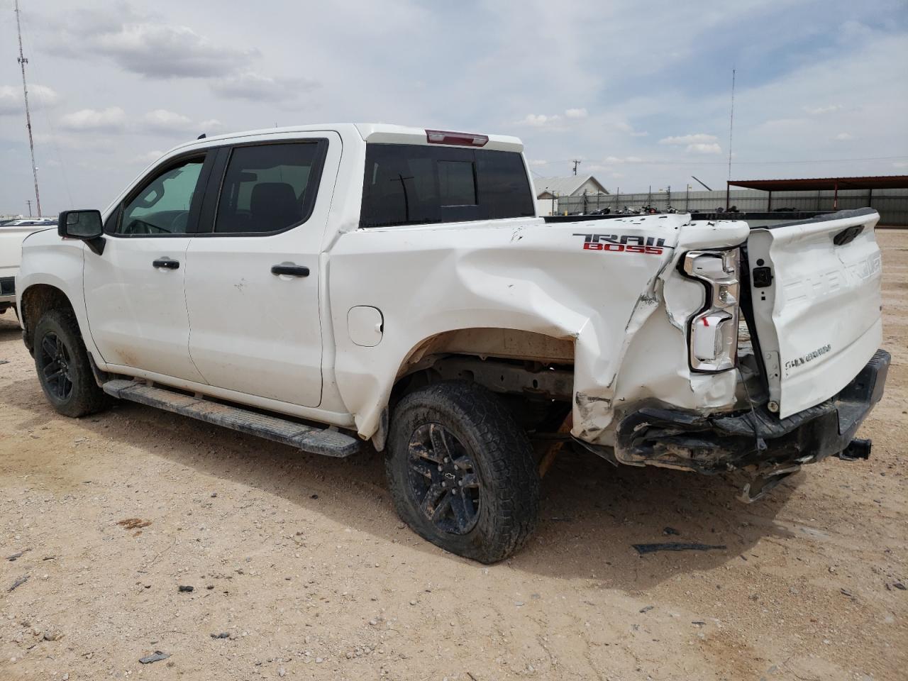 Image 2 of 2021 CHEVROLET SILVERADO K1500 LT TRAIL BOSS 2021 with VIN 1GCPYFED7MZ201272