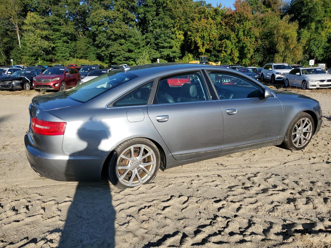 Image 3 of Audi A6 Premium Plus 2011 with VIN WAUFGAFB9BN024613