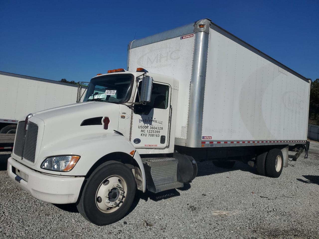 Image 2 of 2019 KENWORTH CONSTRUCTION T270 2019 with VIN 2NKHHM6X8KM247925