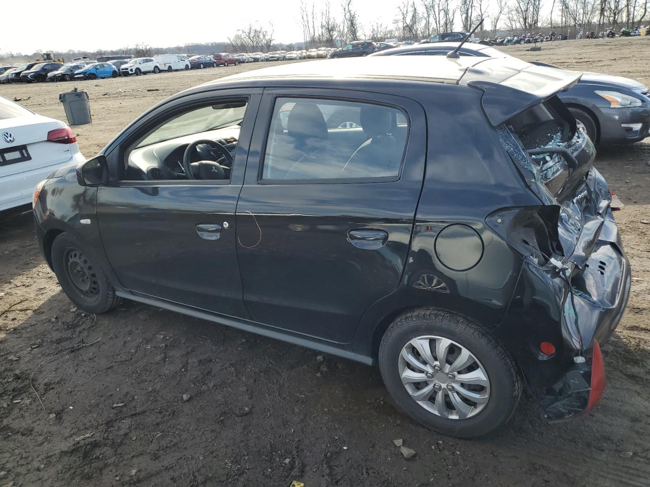Obraz 2 z 2015 MITSUBISHI MIRAGE DE 2015 z VIN ML32A3HJ4FH047081