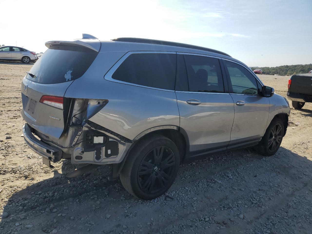 Изображение 3 2021 HONDA PILOT SE 2021 с VIN 5FNYF5H28MB036546