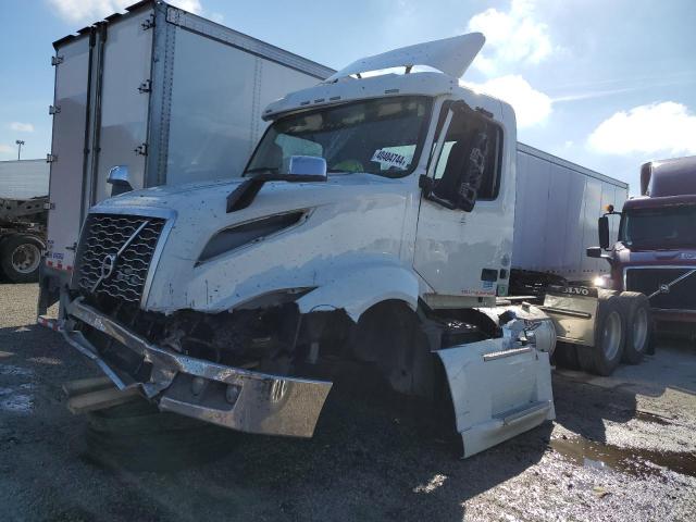 Изображение 2 2019 VOLVO VN VNL 2019 с VIN 4V4NC9EH8KN217435