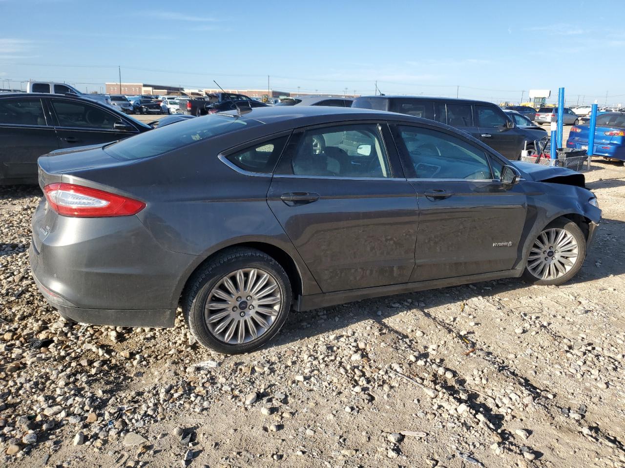 Изображение 3 2016 FORD FUSION SE HYBRID 2016 с VIN 3FA6P0LU0GR173165