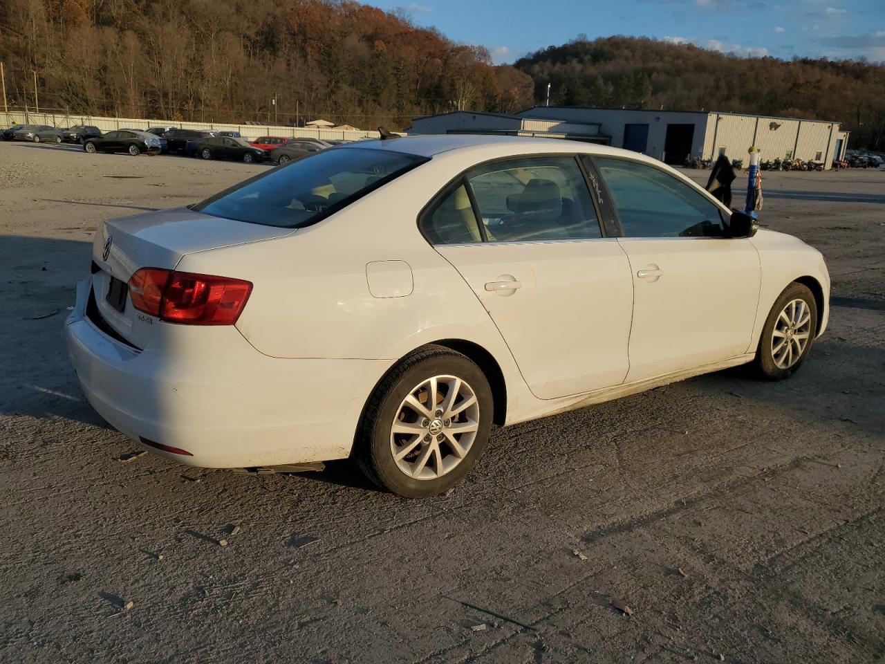 Изображение 3 2013 VOLKSWAGEN JETTA SE 2013 с VIN 3VWDP7AJ4DM279353