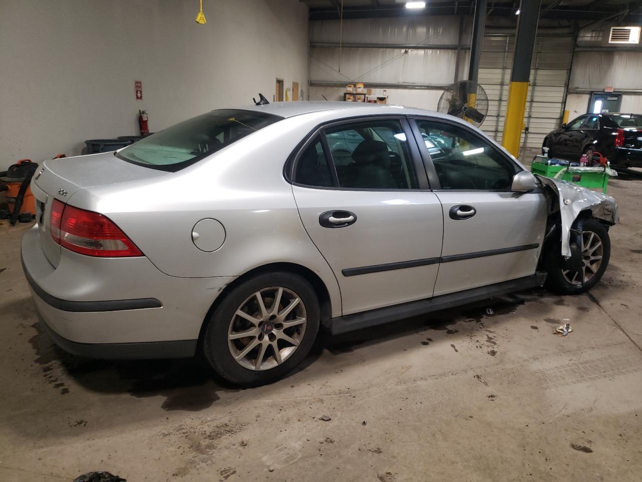 Obraz 3 z 2003 SAAB 9-3 LINEAR 2003 z VIN YS3FB49S031036018
