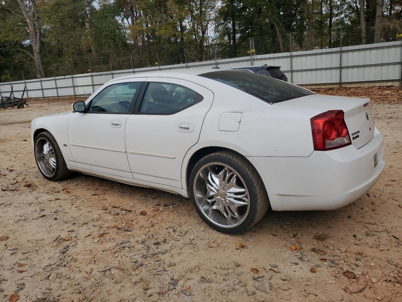 Obraz 2 z 2010 DODGE CHARGER SXT 2010 z VIN 2B3CA3CV3AH256814