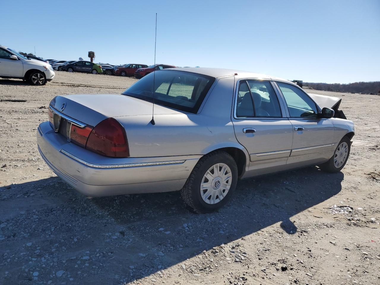 Image 3 of 2005 MERCURY GRAND MARQUIS GS 2005 with VIN 2MEFM74W75X674207