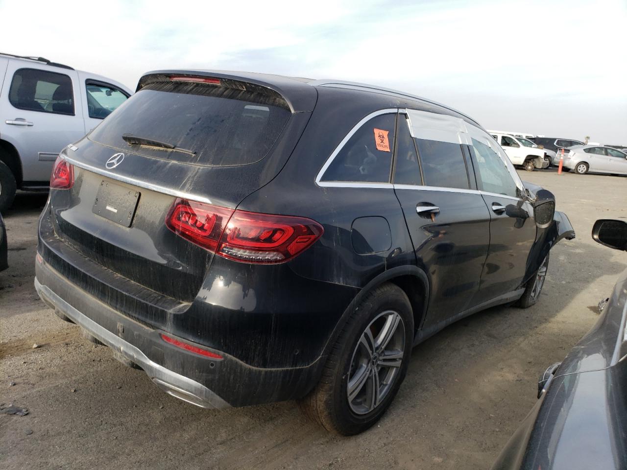 Image 3 of 2022 MERCEDES-BENZ GLC 300 2022 with VIN W1N0G8DB8NV399636