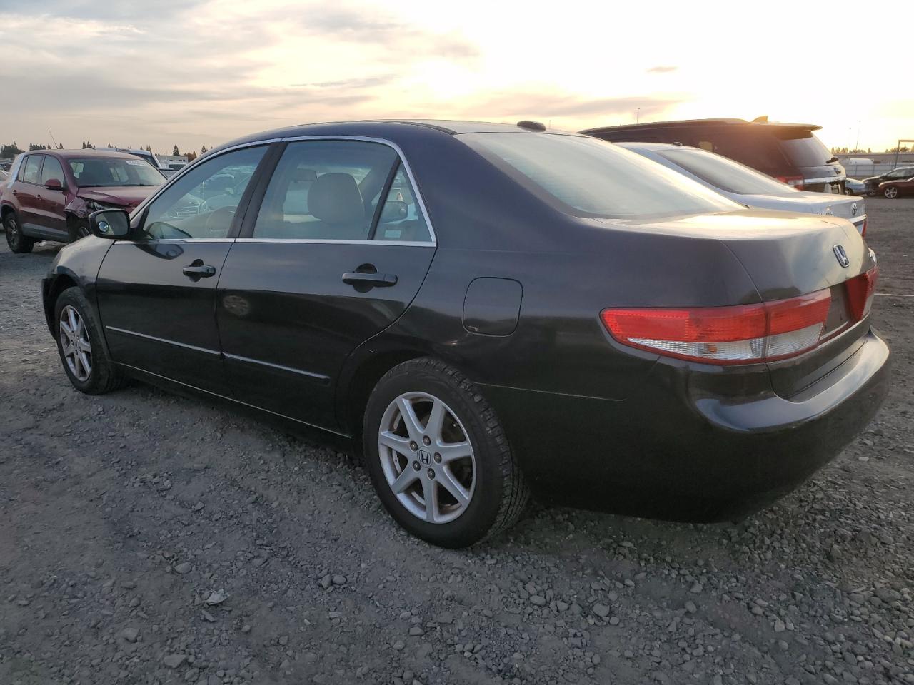 Изображение 2 2004 HONDA ACCORD EX 2004 с VIN 1HGCM66524A074643