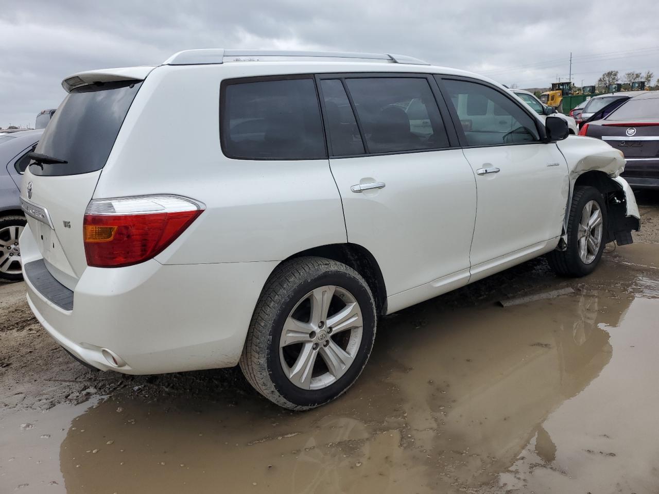 Image 3 of 2008 TOYOTA HIGHLANDER LIMITED 2008 with VIN JTEDS42A682056478