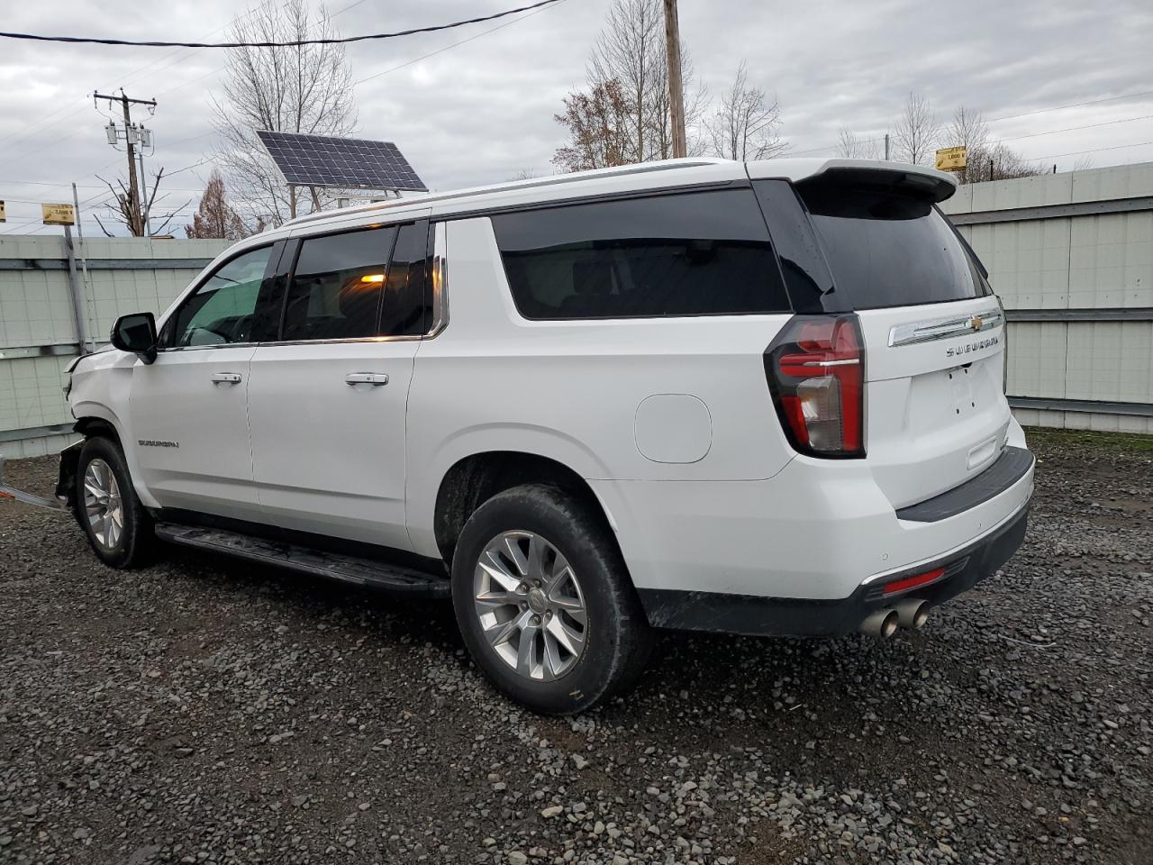 Obraz 2 z 2023 CHEVROLET SUBURBAN K1500 PREMIER 2023 z VIN 1GNSKFKD4PR138739