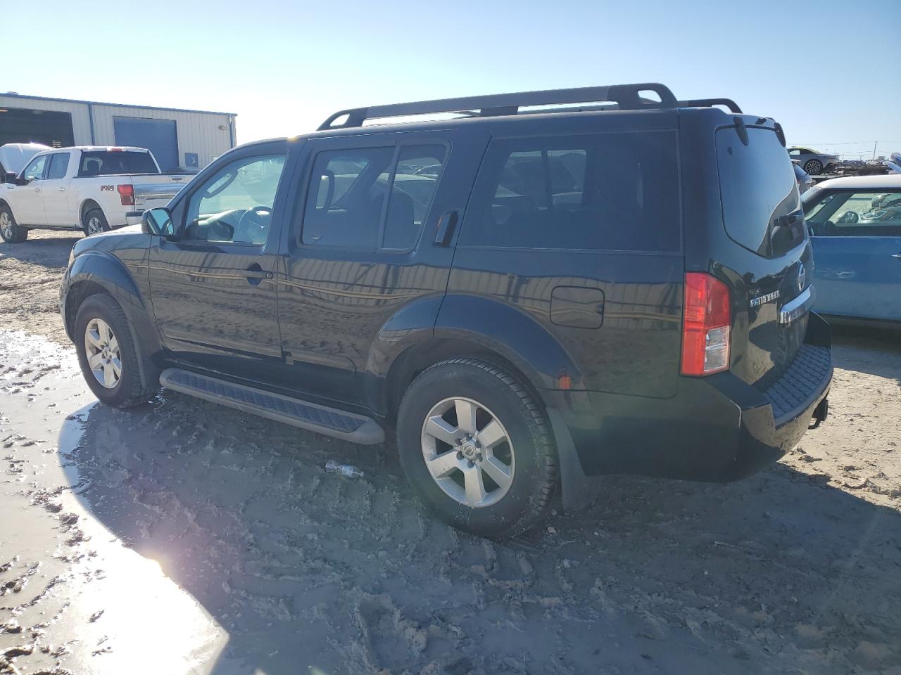 Изображение 2 2008 NISSAN PATHFINDER S 2008 с VIN 5N1AR18U18C632812