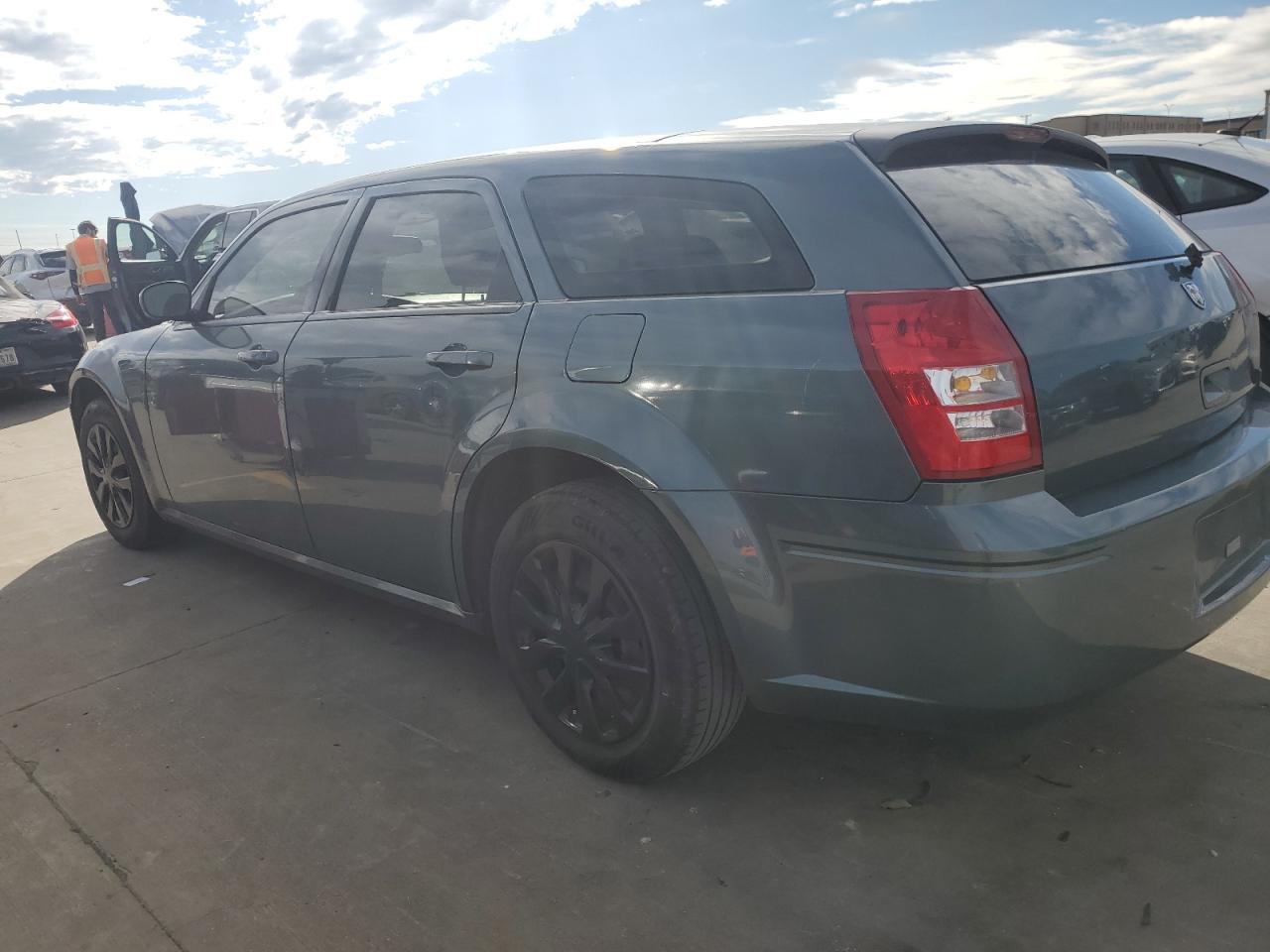 Image 2 of 2006 DODGE MAGNUM SE 2006 with VIN 2D4FV47T26H349445