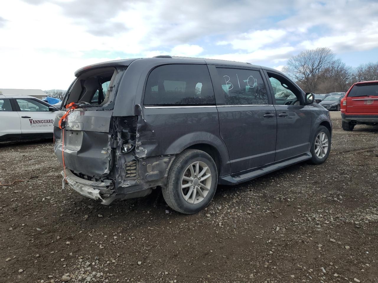 Image 3 of 2019 DODGE GRAND CARAVAN SXT 2019 with VIN 2C4RDGCG1KR562236