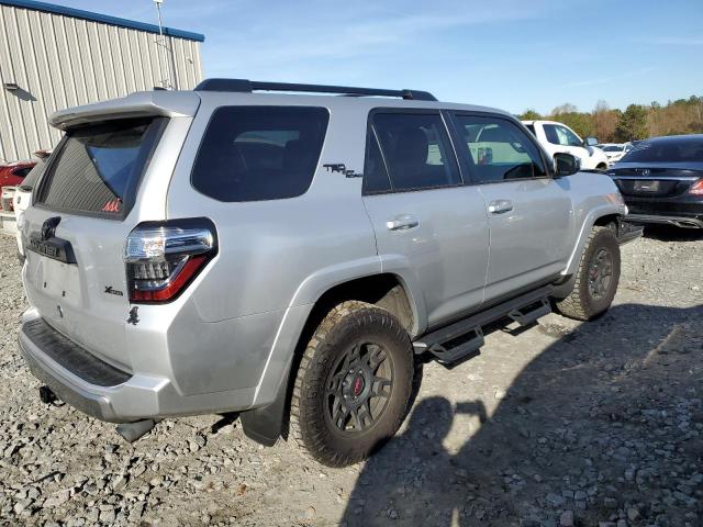 Image 3 of 2022 TOYOTA 4RUNNER SR5/SR5 PREMIUM 2022 with VIN JTEPU5JR9N6011947