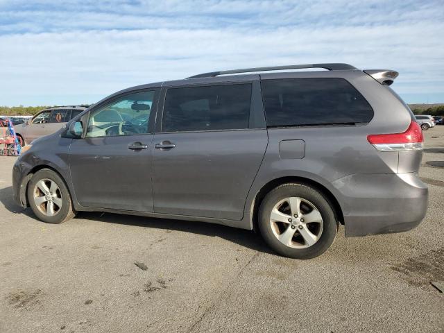 Изображение 2 2011 TOYOTA SIENNA LE 2011 с VIN 5TDKK3DC9BS153274