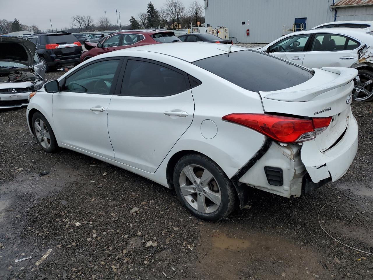 Изображение 2 2012 HYUNDAI ELANTRA GLS 2012 с VIN 5NPDH4AE6CH147989
