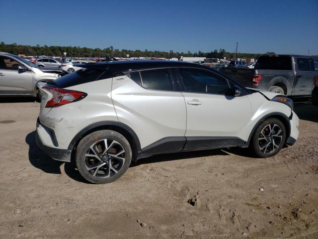 Image 3 of 2019 TOYOTA C-HR XLE 2019 with VIN JTNKHMBX5K1021762