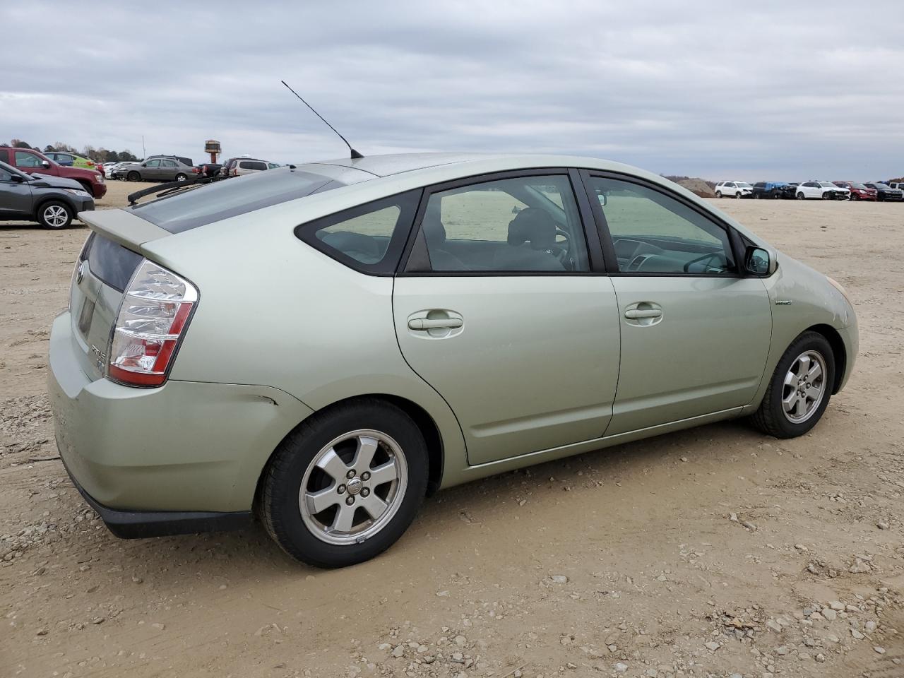 Image 3 of 2006 TOYOTA PRIUS  2006 with VIN JTDKB20U663165351