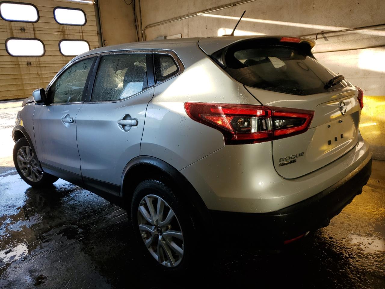 Image 2 of 2022 NISSAN ROGUE SPORT S 2022 with VIN JN1BJ1AV1NW580954