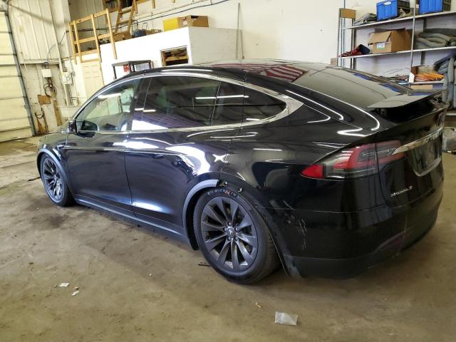 Obraz 2 z 2018 TESLA MODEL X  2018 z VIN 5YJXCAE21JF111181