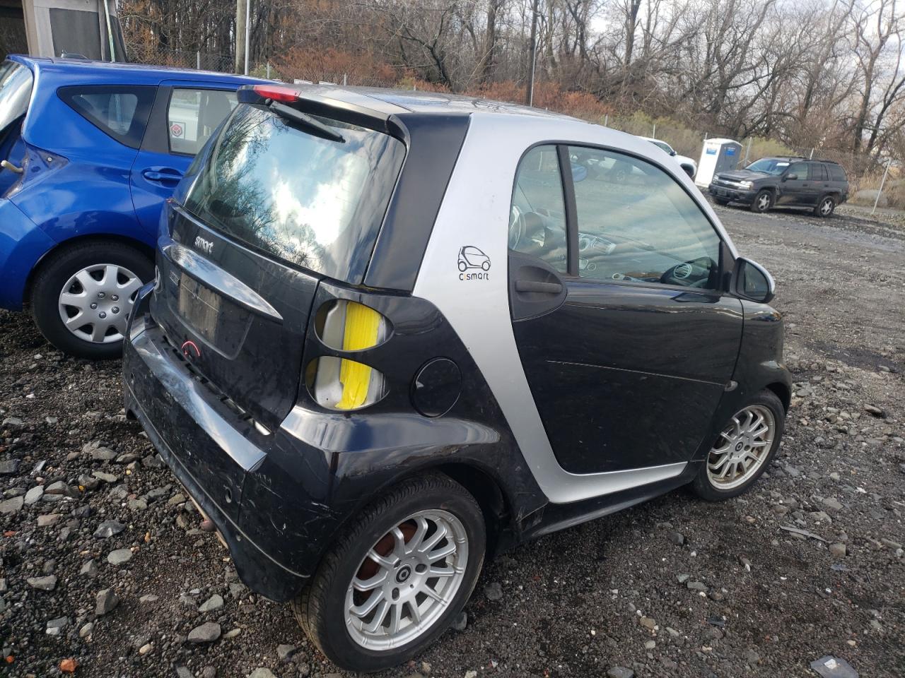Image 3 of 2013 SMART FORTWO PURE 2013 with VIN WMEEJ3BA5DK689460