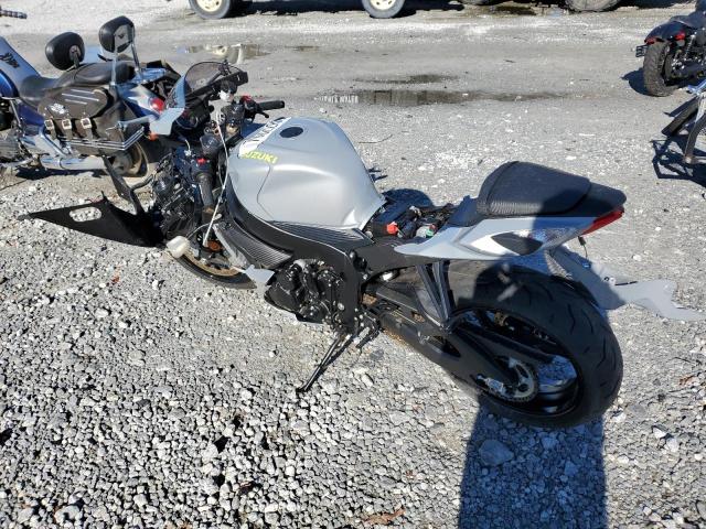 Image 3 of 2022 SUZUKI GSX-R600  2022 with VIN JS1GN7FA3N7100935